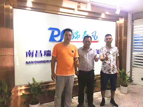 瑞泰风环保空调-千里探望华中团队，吹响厂房车间通风降温冲锋号